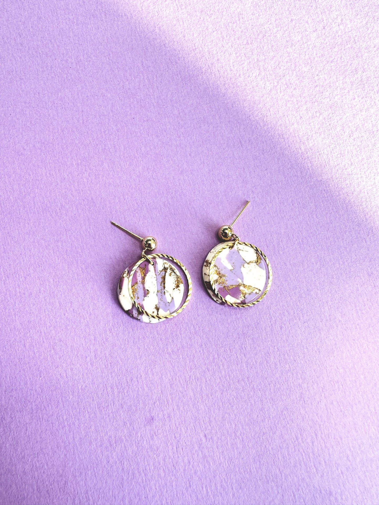 Mini Hoops in Lilac